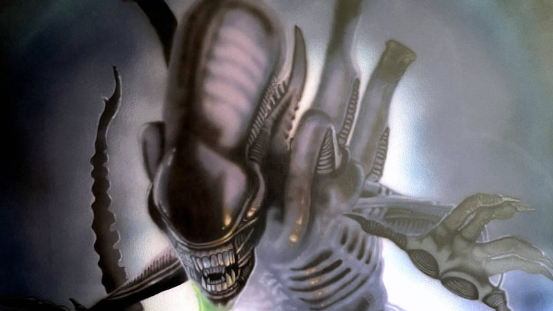 alien falfestés referencia